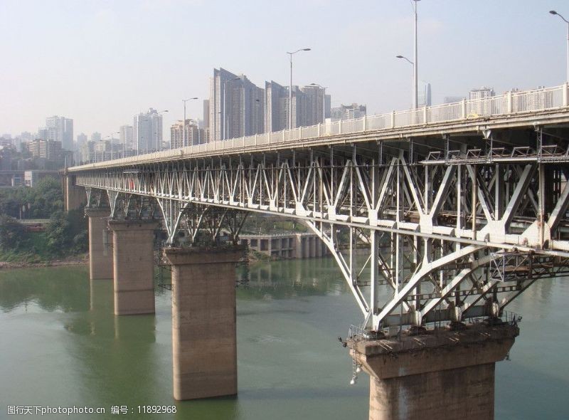 重庆建工重庆嘉陵江大桥图片