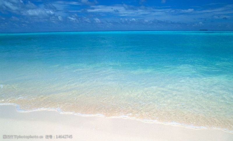 马尔代夫海景蓝天白云大海图图片