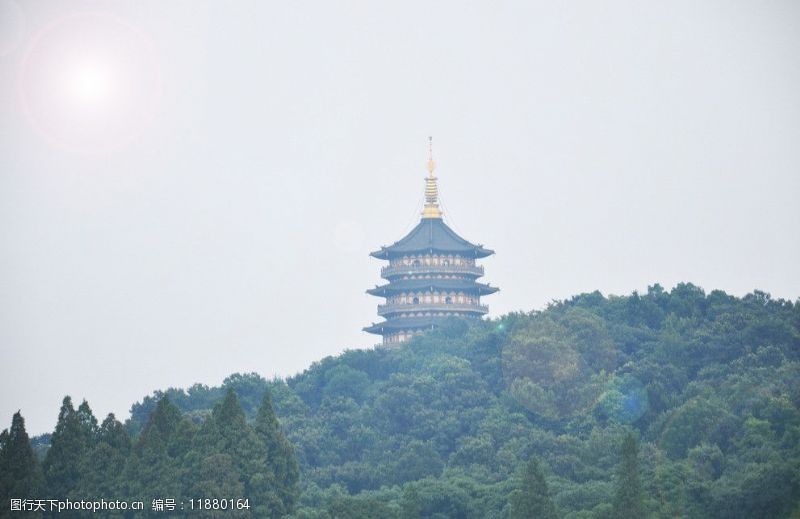 杭州西湖名胜雷峰塔图片