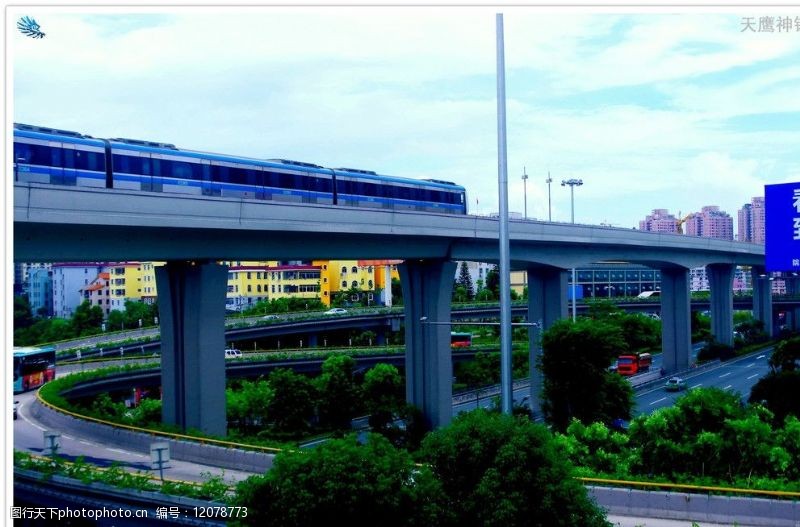 射灯柱中国铁路地铁交通图片