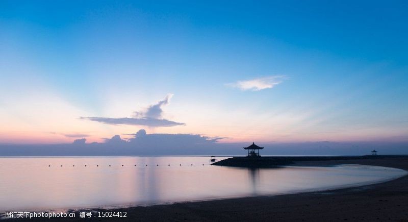 巴厘岛夜幕夜景夜晚日图片