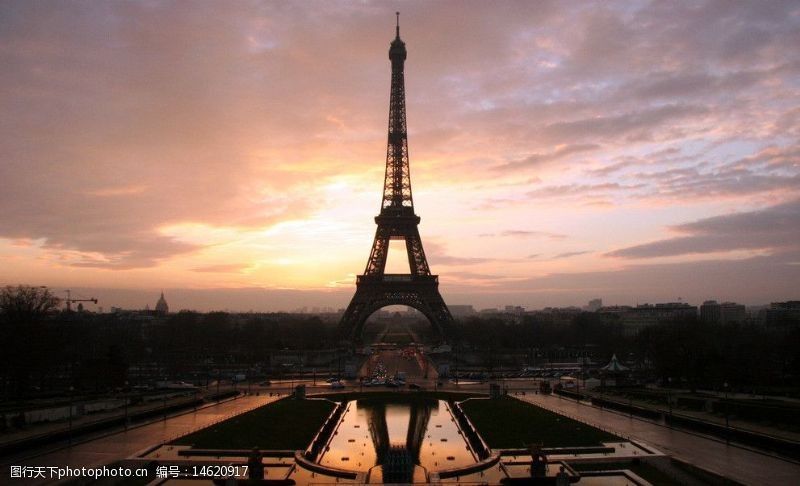 法国著名建筑埃菲尔铁塔图片