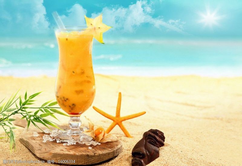 马尔代夫沙滩果汁图片