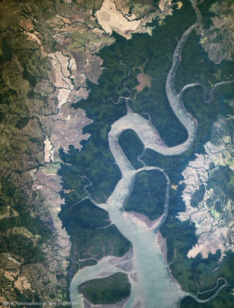 名胜地理卫星拍摄河流图片